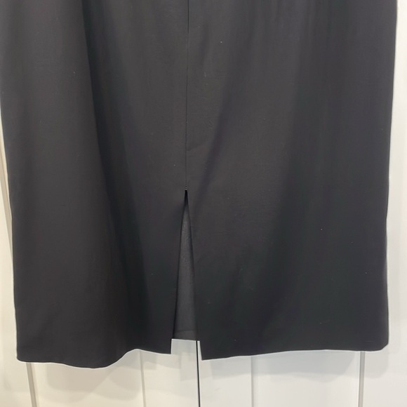 Giorgio Armani Classico 100% Wool Black Skirt - Picture 8 of 14